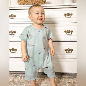 günamüna Shortie coveralls- Lobster, 6-9 mo, MSRP $38